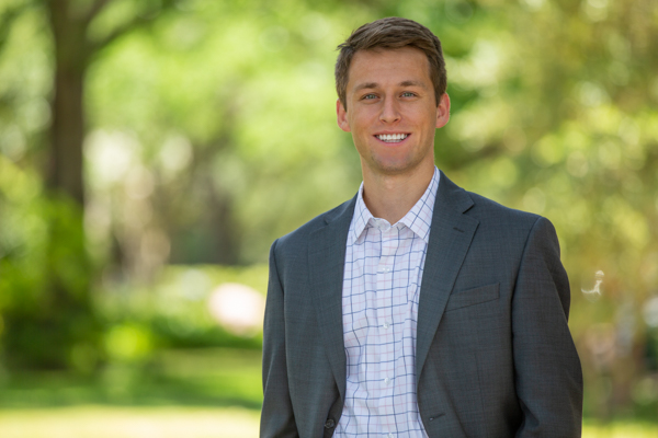 outdoor headshot photography Houston